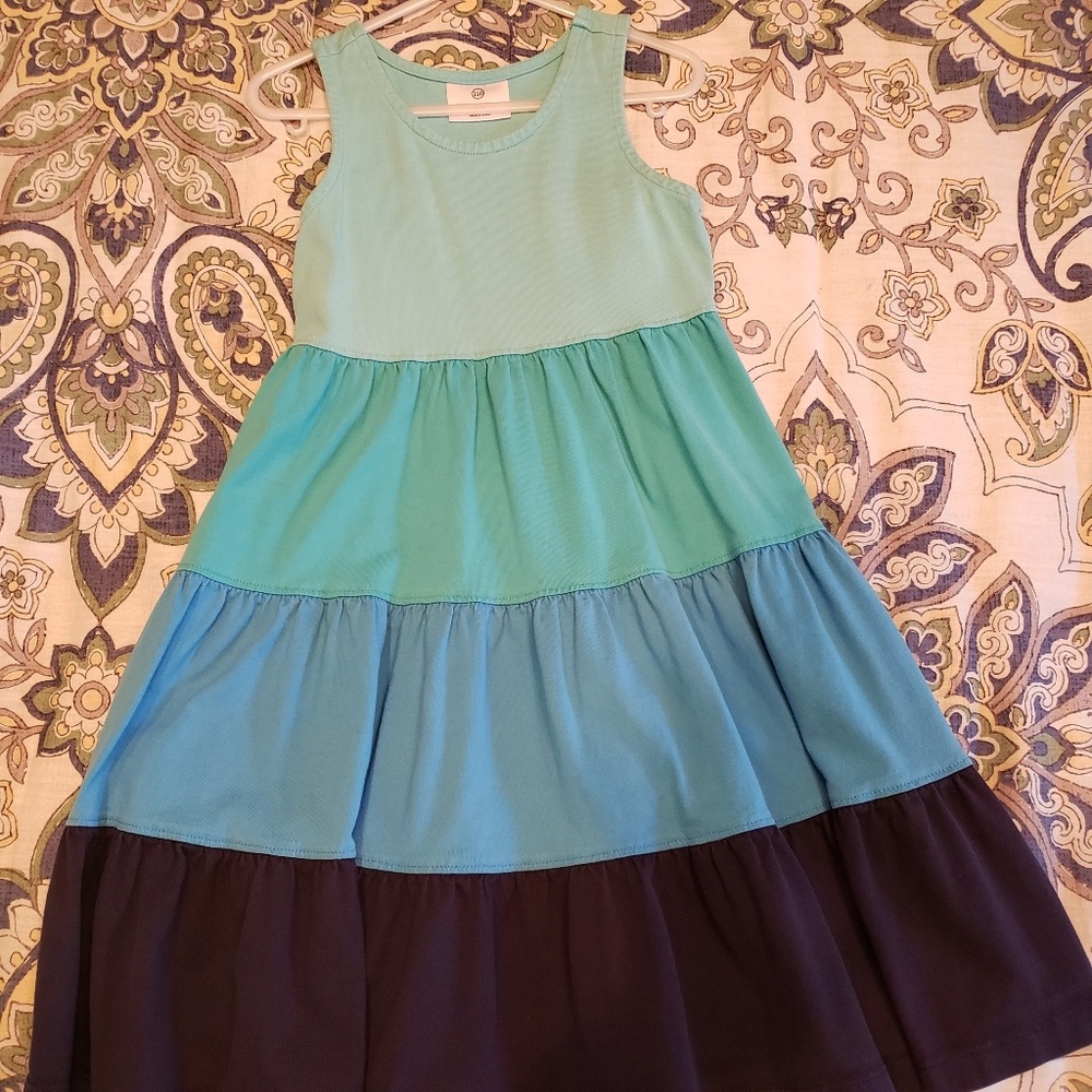 Girl's dress
